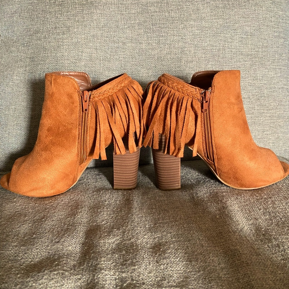 Spirit Moda “Ginny” booties